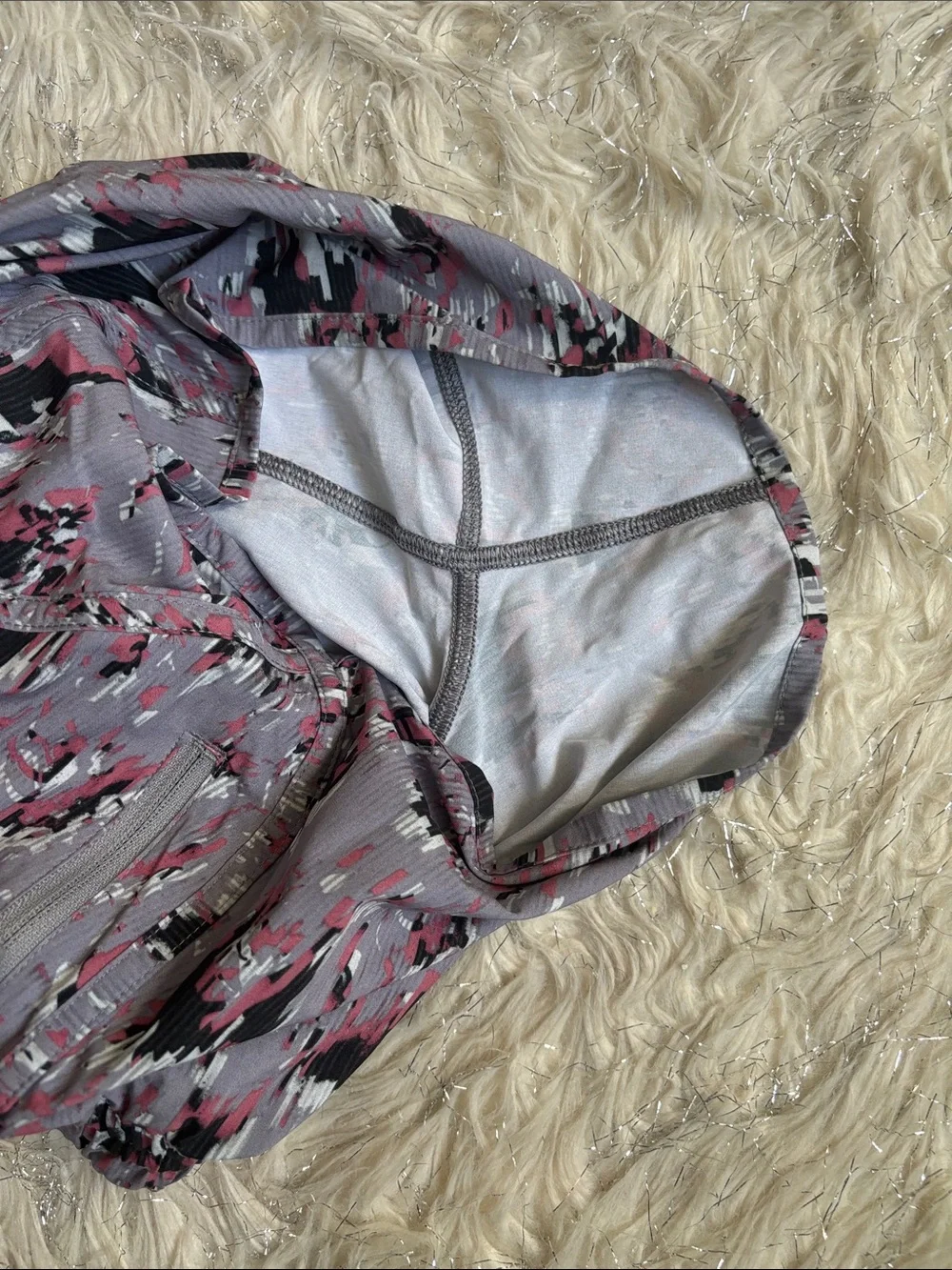 Lululemon Peloton Women's Gray and Pink Printed Speed Up Low Rise Shorts Size 6